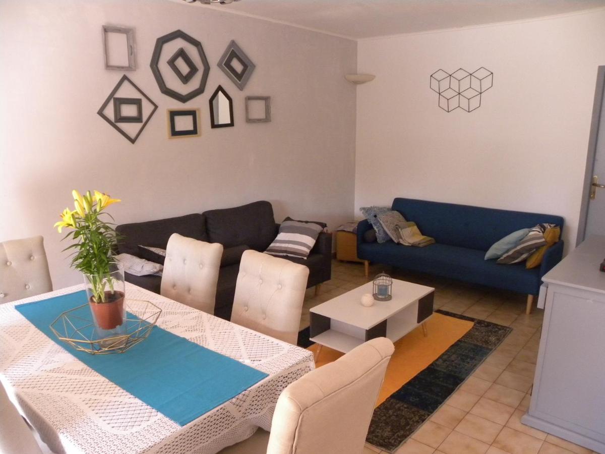La Maison d'Ogooué Carpentras Esterno foto